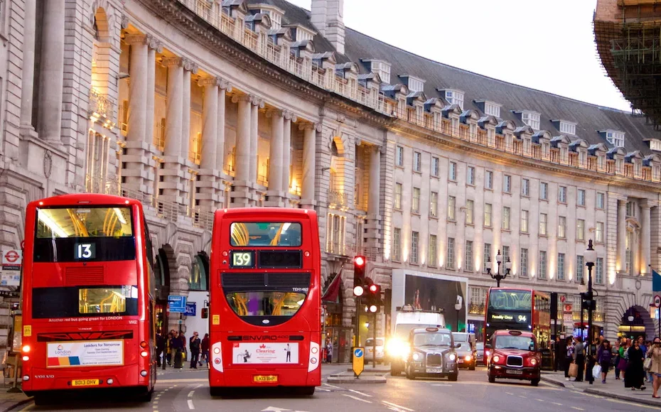es necesario pasaporte para viajar a londres